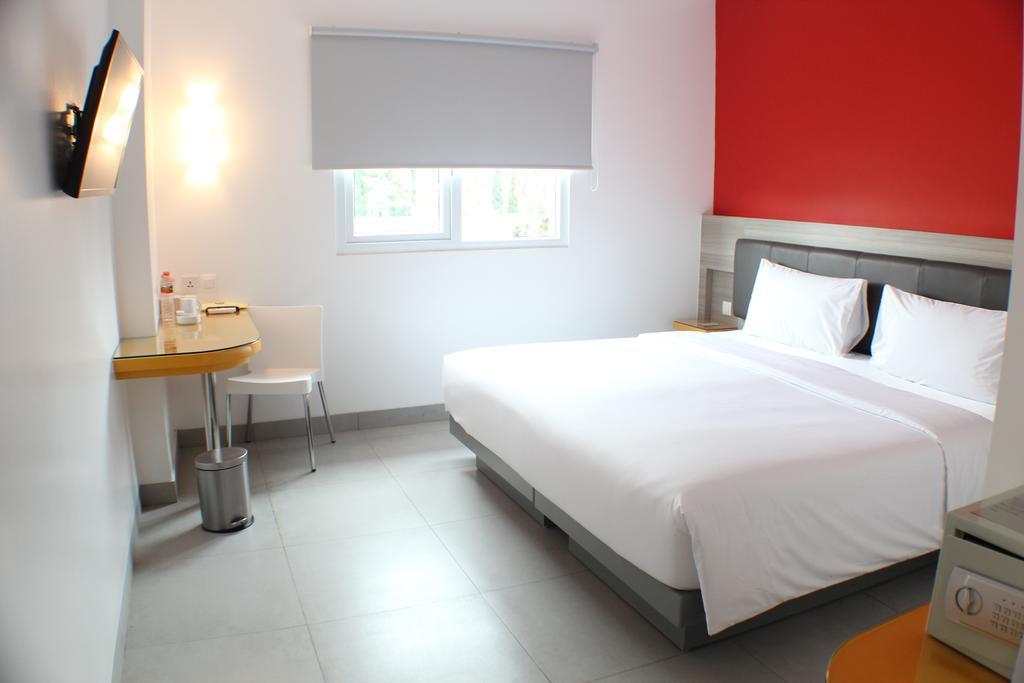 Amaris Hotel Setiabudhi - Bandung Extérieur photo